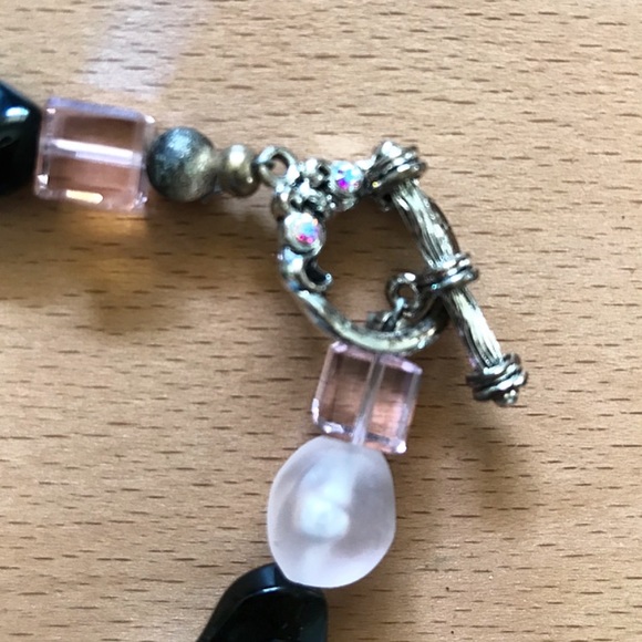 Handmade Beaded Bracelet - Picture 2 of 2